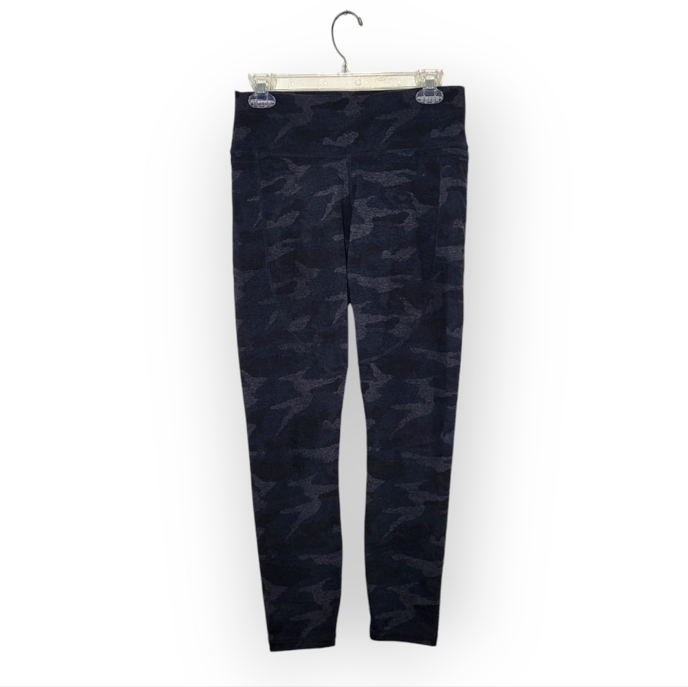 VUORI Clean Elevation Legging in Black Camo